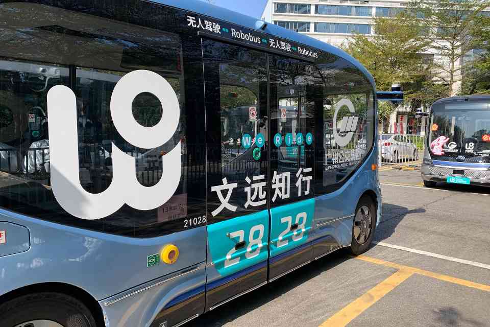 特斯拉vs Waymo自动驾驶对决:万亿市值靠愿景还是实绩(图6) 特斯拉vs Waymo自动驾驶对决:万亿市值靠愿景还是实绩(图6)