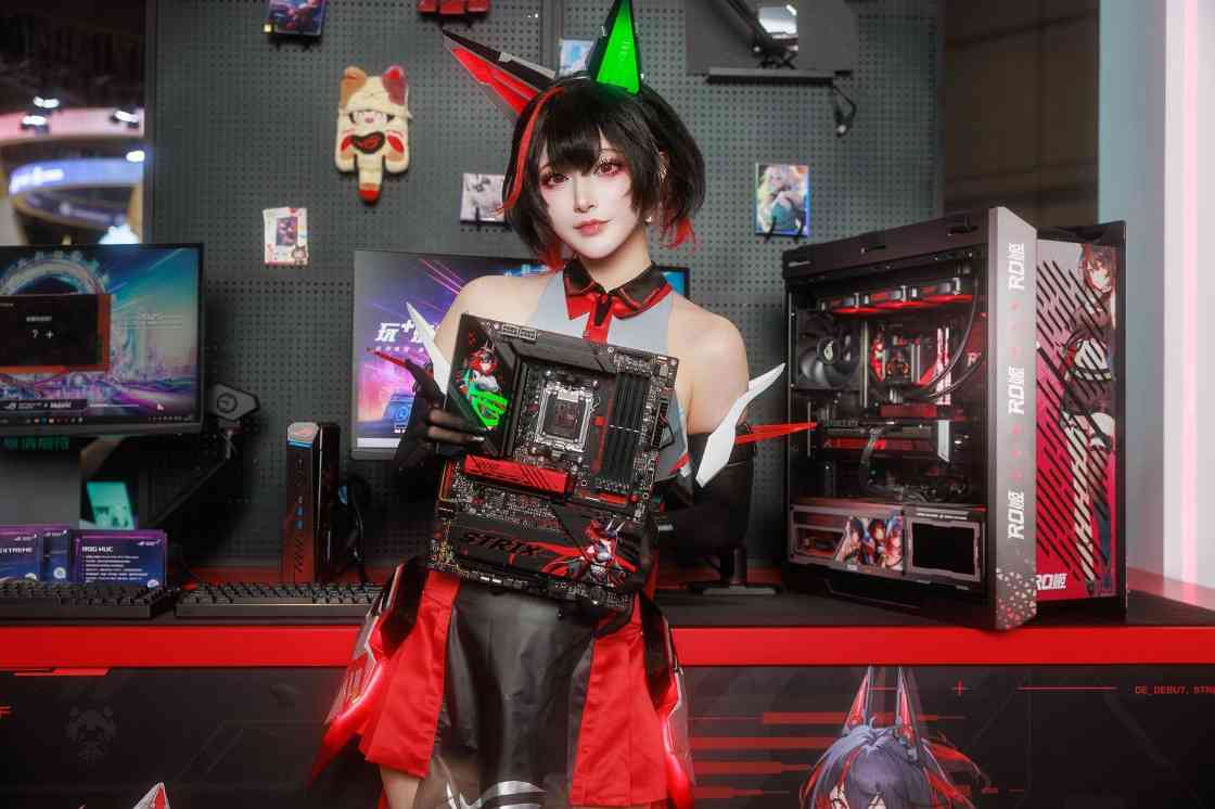 ROG RO姬主板 全新联名设计高性能游戏装备(图1)