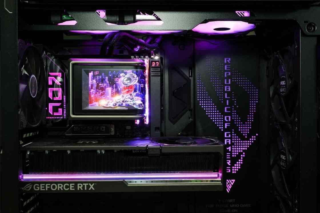 华硕主板撼动BW2025 ROG玩+乐园引玩家狂欢(图23)
