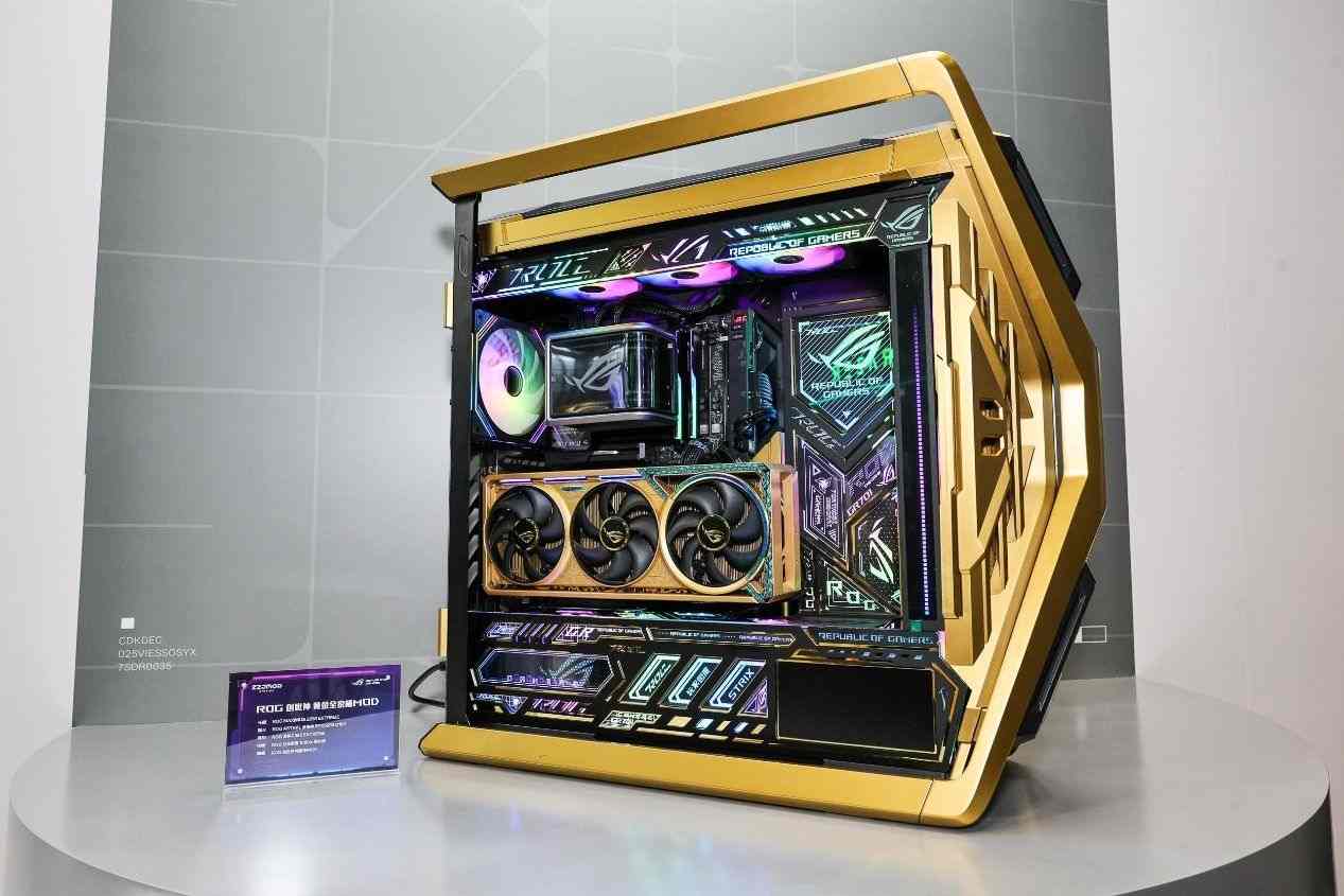 华硕主板撼动BW2025 ROG玩+乐园引玩家狂欢(图25)